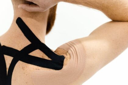 découvrez nos conseils pratiques pour la prévention des douleurs dorsales, incluant des exercices efficaces, des habitudes de posture saines et des astuces pour améliorer votre confort au quotidien.