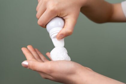 découvrez l'importance du self-care pour votre bien-être mental et physique. apprenez des techniques simples pour prendre soin de vous, réduire le stress et améliorer votre qualité de vie au quotidien.