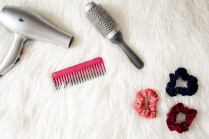 découvrez notre sélection incontournable de produits de beauté essentiels pour sublimer votre routine quotidienne. des soins de la peau aux indispensables maquillage, trouvez tout ce qu'il vous faut pour rayonner de beauté à chaque instant.