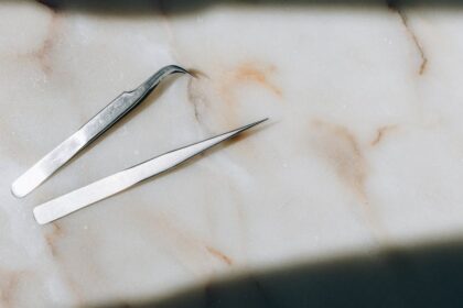 découvrez les machines de maquillage permanent de dernière génération, conçues pour offrir un résultat impeccable et durable. idéales pour les professionnels de l'esthétique, nos machines garantissent précision et confort dans toutes vos applications de maquillage permanent.