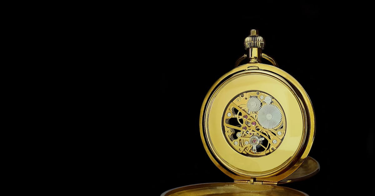 découvrez l'univers fascinant de l'horlogerie haut de gamme, où précision, artisanat et design s'allient pour créer des montres d'exception. explorez l'art des manufactures de luxe et laissez-vous séduire par des pièces uniques qui allient tradition et innovation.