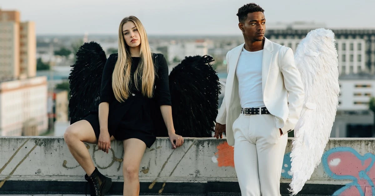 découvrez nos astuces et idées pour styliser une tenue noire avec élégance. apprenez à mixer les textures, accessoires et différentes pièces pour créer un look noir tendance et sophistiqué.