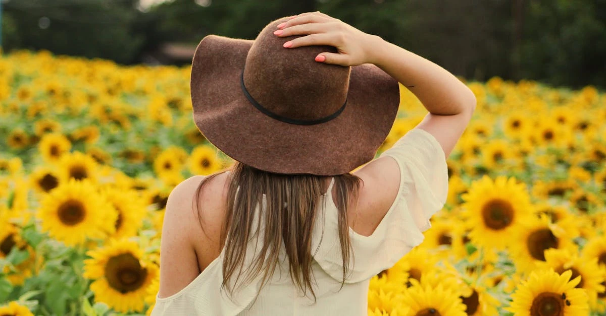 découvrez notre sélection de chapeaux tendance pour toutes les saisons. style, confort et qualité au rendez-vous pour sublimer toutes vos tenues.