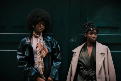 découvrez la technique du layering, une méthode de superposition des soins pour une peau éclatante et hydratée au quotidien. adoptez une routine beauté efficace et adaptée à votre type de peau.