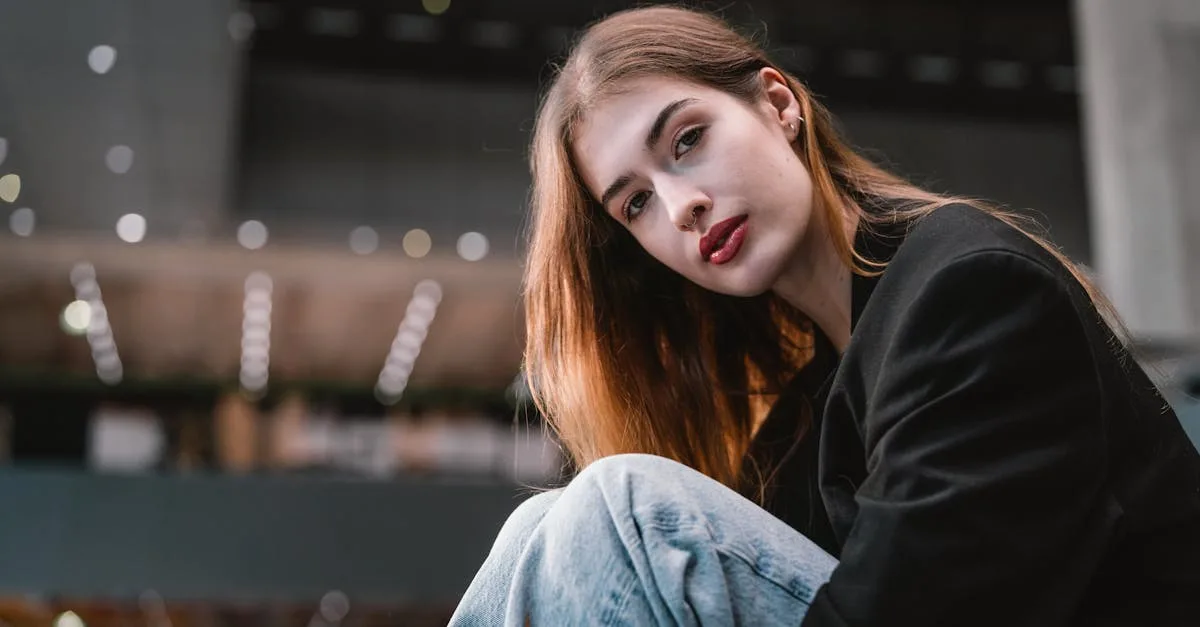 découvrez la veste helly hansen alliant style et performance pour vous protéger contre les intempéries avec confort et durabilité.