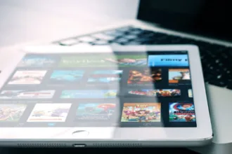 accédez facilement à vos contenus préférés en streaming avec une qualité optimale et une navigation fluide.