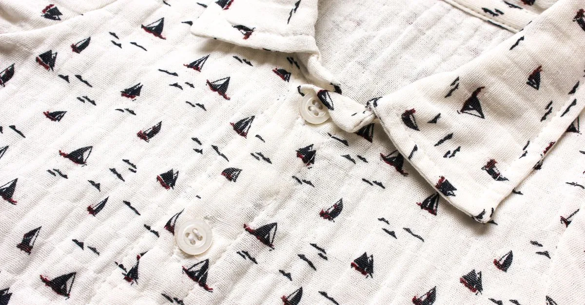 découvrez les causes et solutions du rétrécissement du col des t-shirts en coton pour préserver leur forme et confort.
