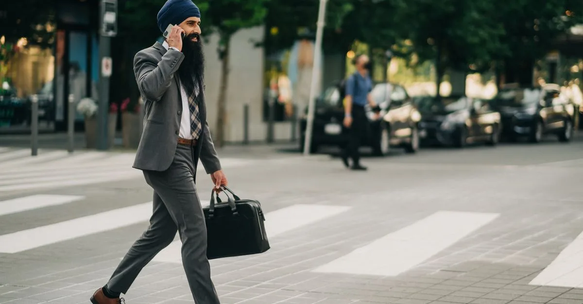 découvrez nos conseils de style pour le workwear alliant confort et élégance au quotidien.