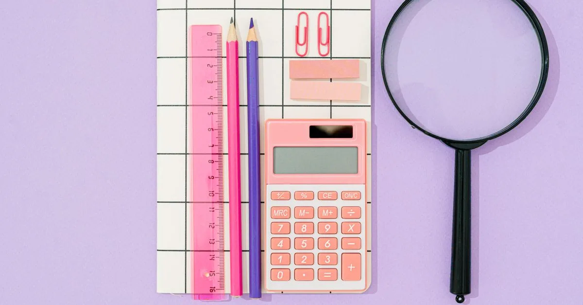 calculez facilement l'épaisseur de vos lentilles avec notre outil en ligne précis et rapide. obtenez des résultats instantanés pour vos besoins optiques.