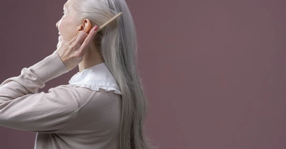 découvrez des coiffures élégantes et adaptées aux cheveux fins pour les femmes de plus de 60 ans, alliant style et volume pour sublimer votre look.