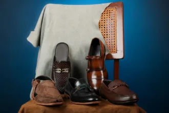 découvrez quels pantalons porter avec des mocassins à pampilles pour homme et créez une tenue élégante, harmonieuse et adaptée à chaque occasion.